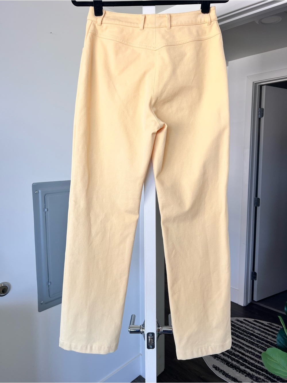 ST. John Sport by Marie Gray Butter Yellow Straight Leg Jeans Sz 4 - Picture 7 of 10
